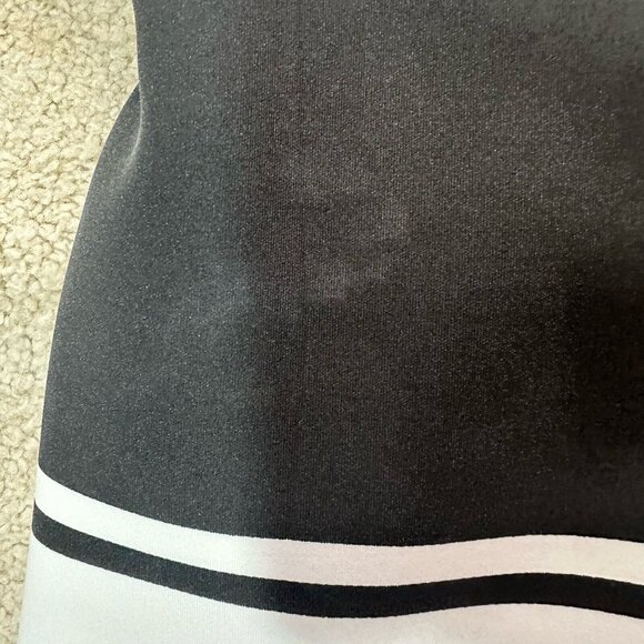 The Fifth Women’s Small Sweater Black And White Stripe Oversized - Light Marks - Picture 9 of 16